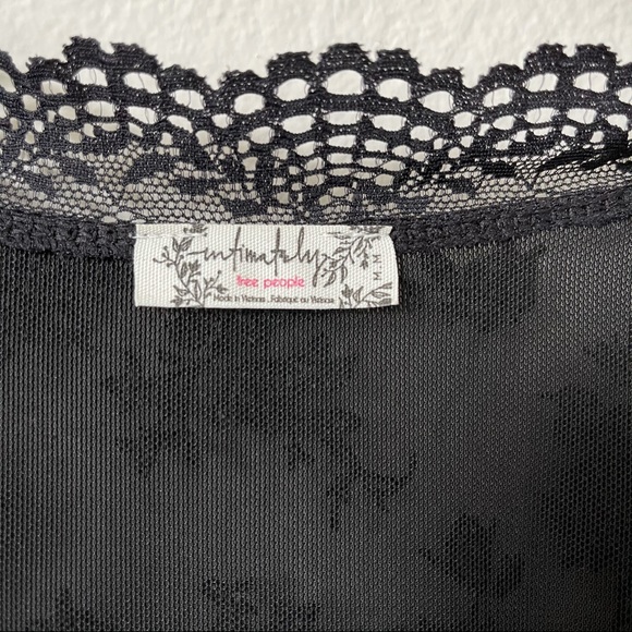 Free People Intimately Babes in Bandeaus Black Lace Bodysuit M - Picture 8 of 16